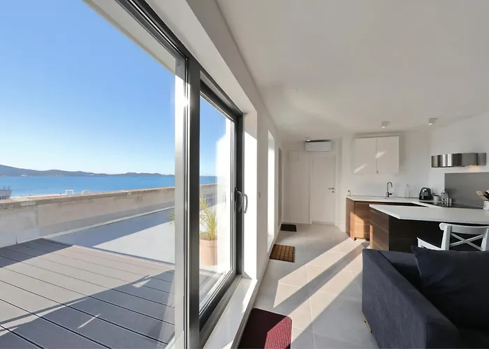 Stunning Sea View Apartment